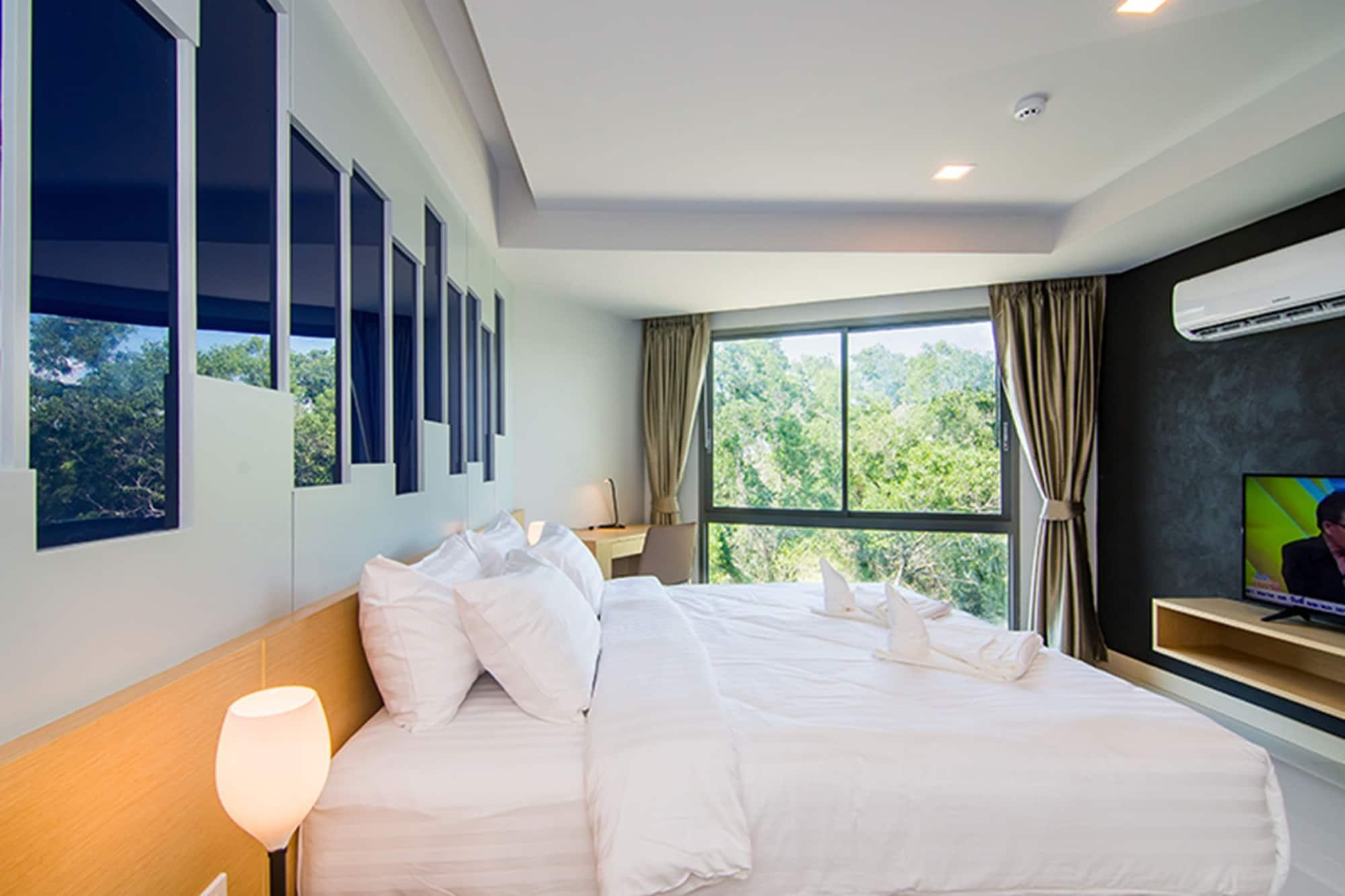 Hotel The Peak à Chanthaburi Extérieur photo
