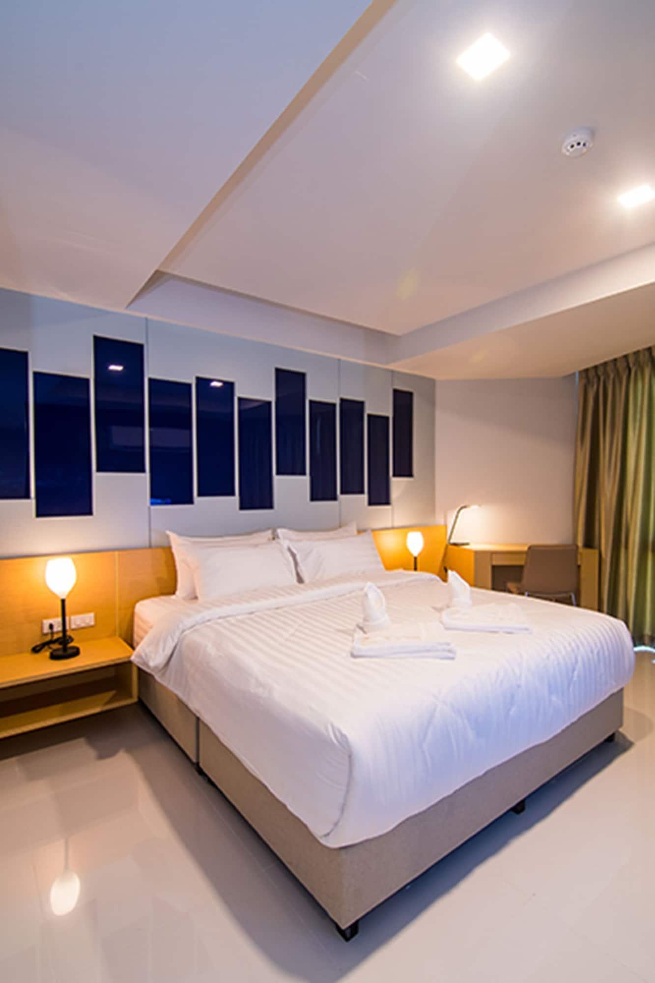 Hotel The Peak à Chanthaburi Extérieur photo