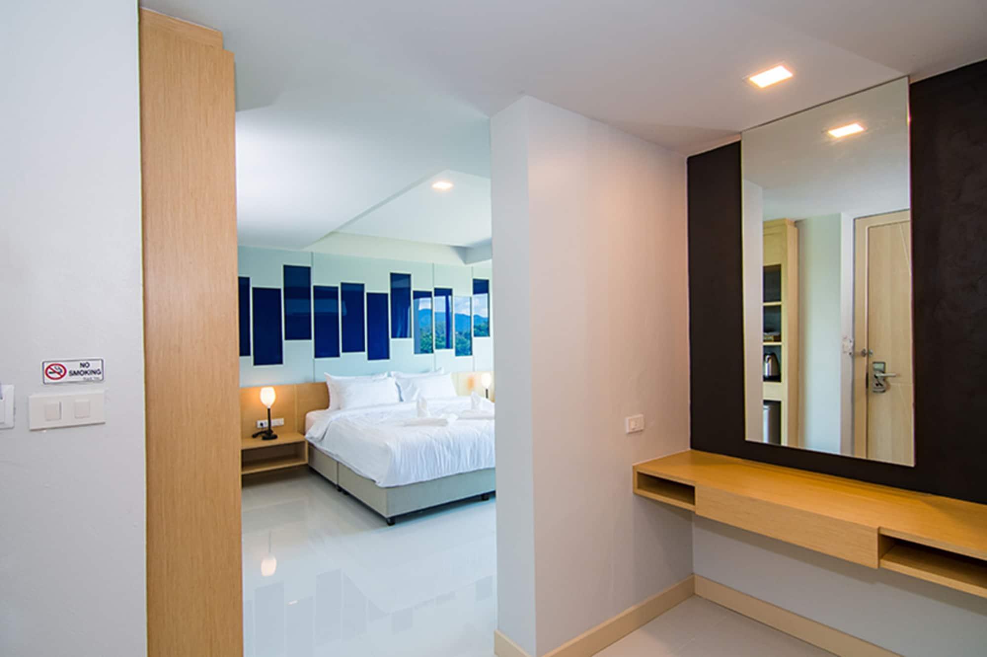 Hotel The Peak à Chanthaburi Extérieur photo