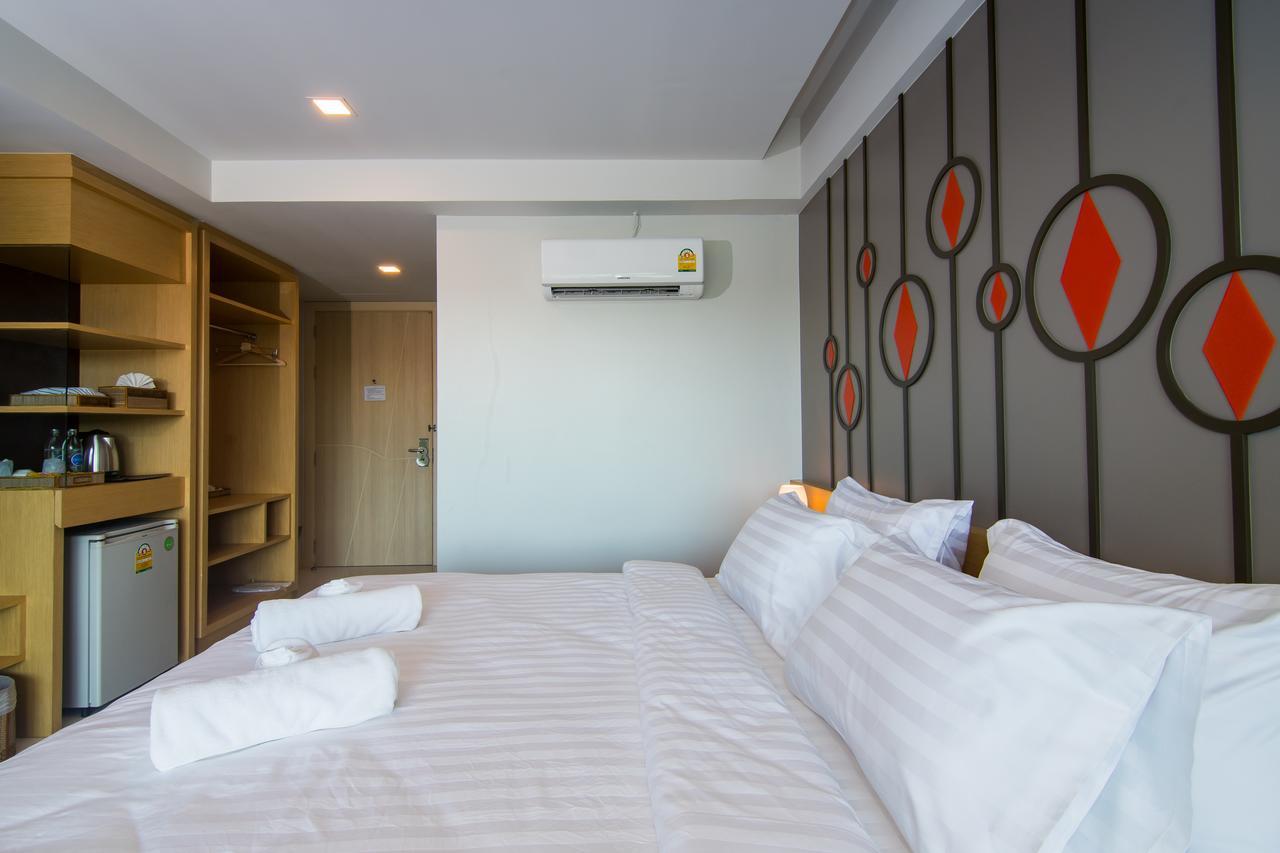 Hotel The Peak à Chanthaburi Extérieur photo
