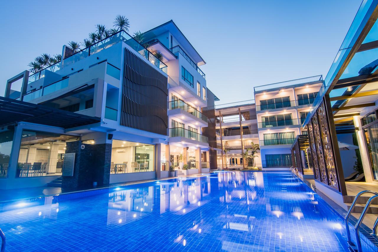Hotel The Peak à Chanthaburi Extérieur photo