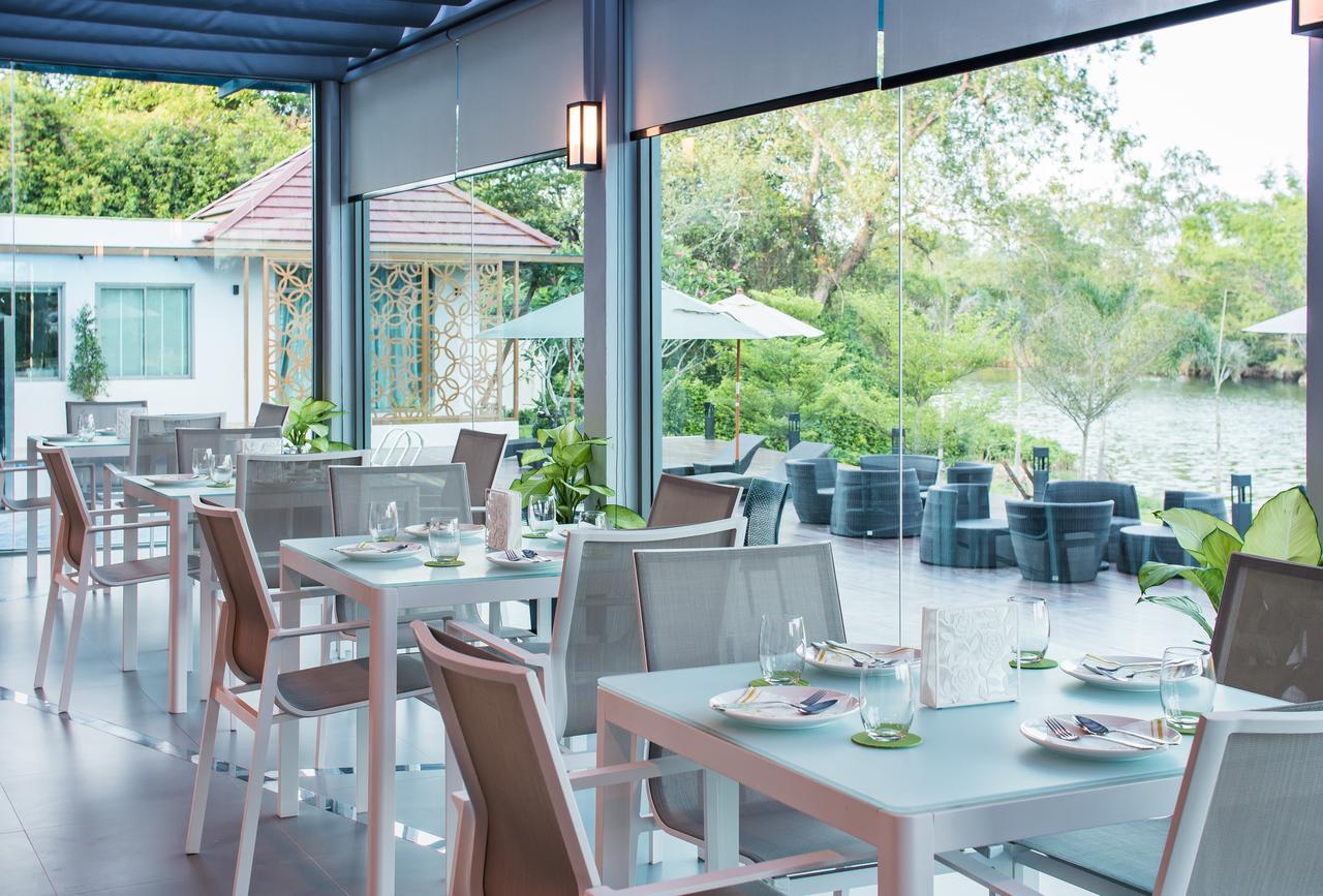 Hotel The Peak à Chanthaburi Extérieur photo