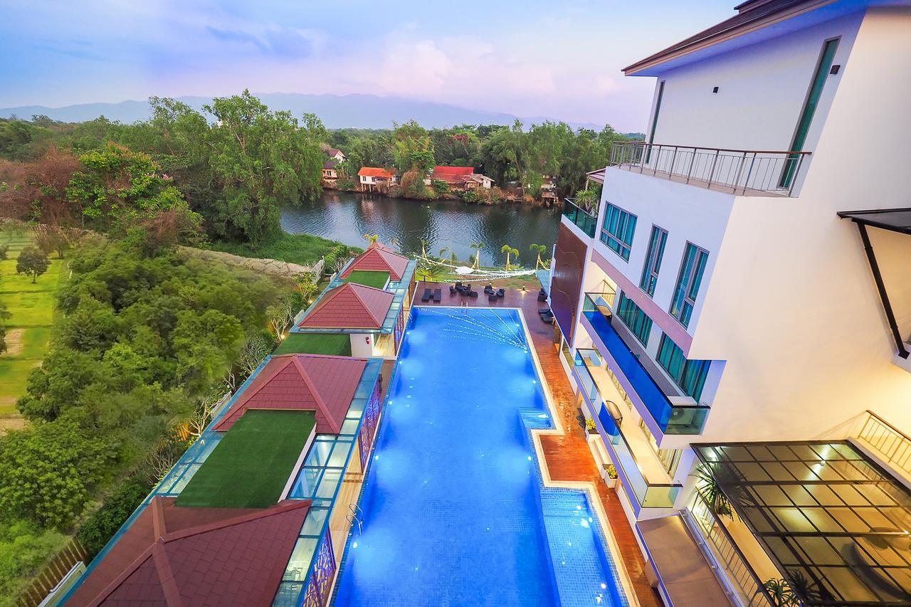 Hotel The Peak à Chanthaburi Extérieur photo